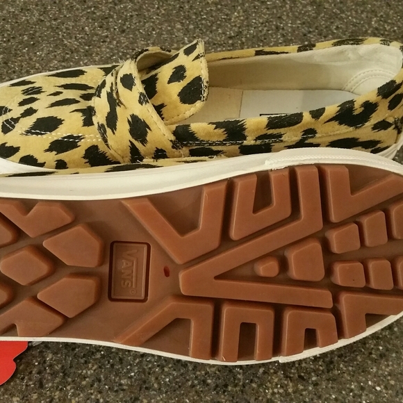 SOLD OUT. NO LONGER AVAILABLE. - Picture 5 of 5